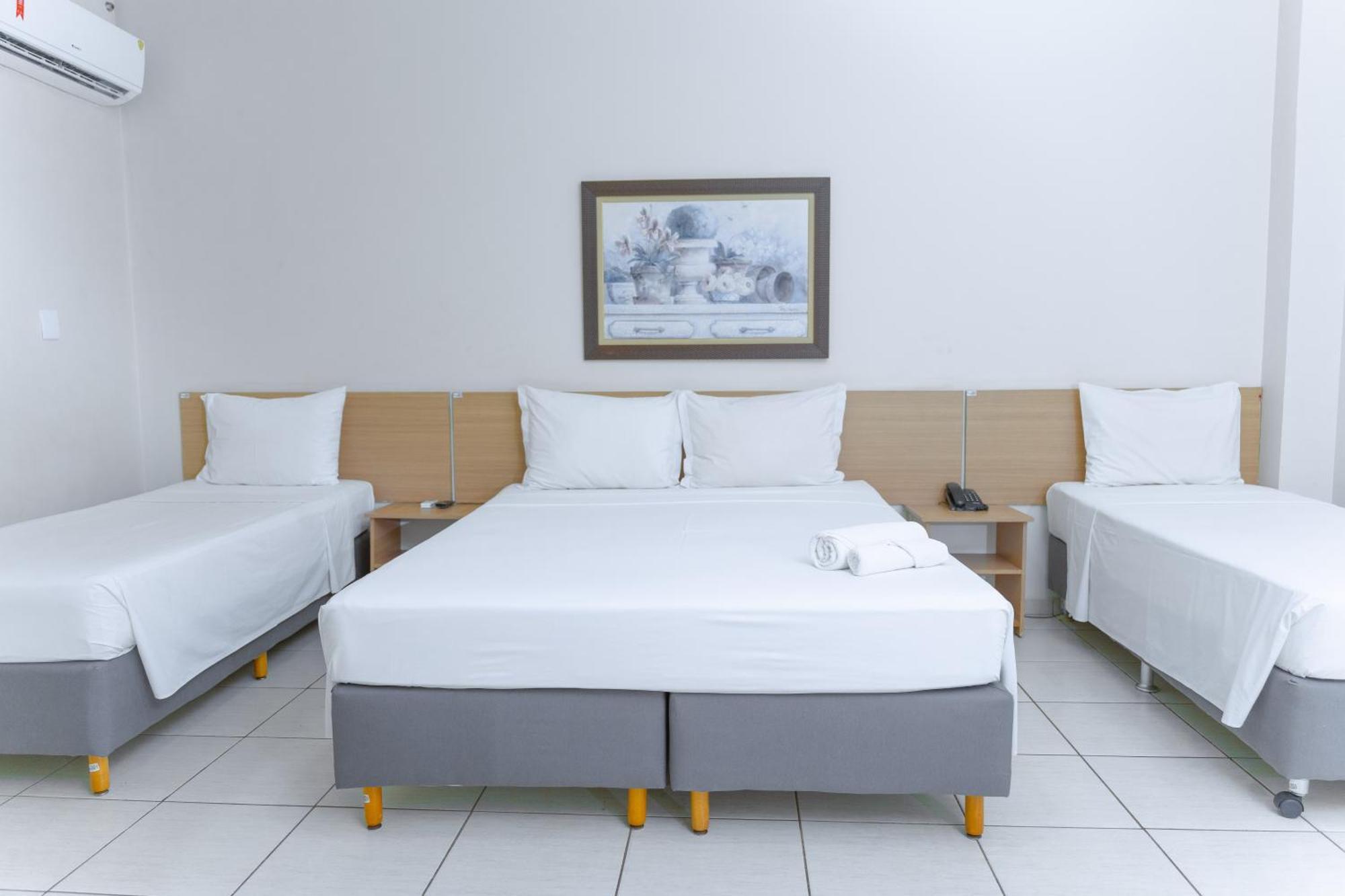 Hotel Equinocios Executive Barcarena Buitenkant foto