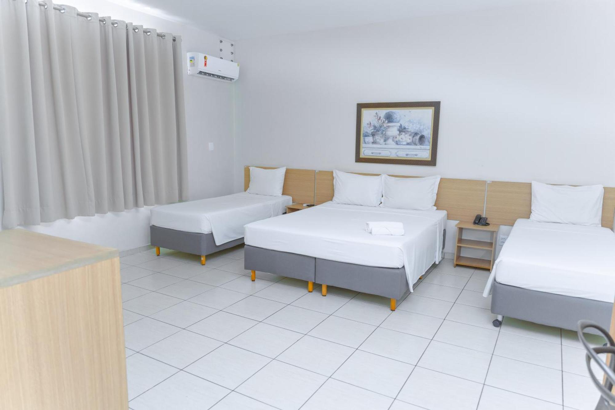 Hotel Equinocios Executive Barcarena Buitenkant foto